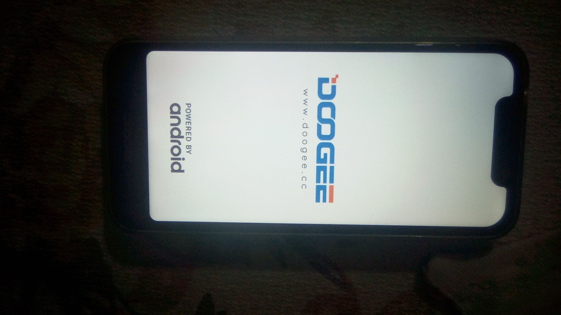 Телефон,DOOGEE X-70.есть 3 штуки .