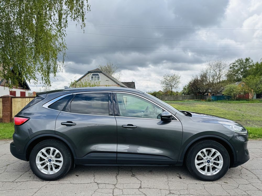Ford Kuga 2.0EcoBlue AWD Titanium 2022рік