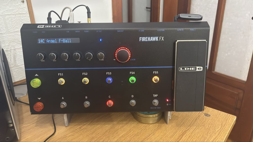 multiefekt Line 6 Firehawk FX (helix, kemper, neural, boss, nux)