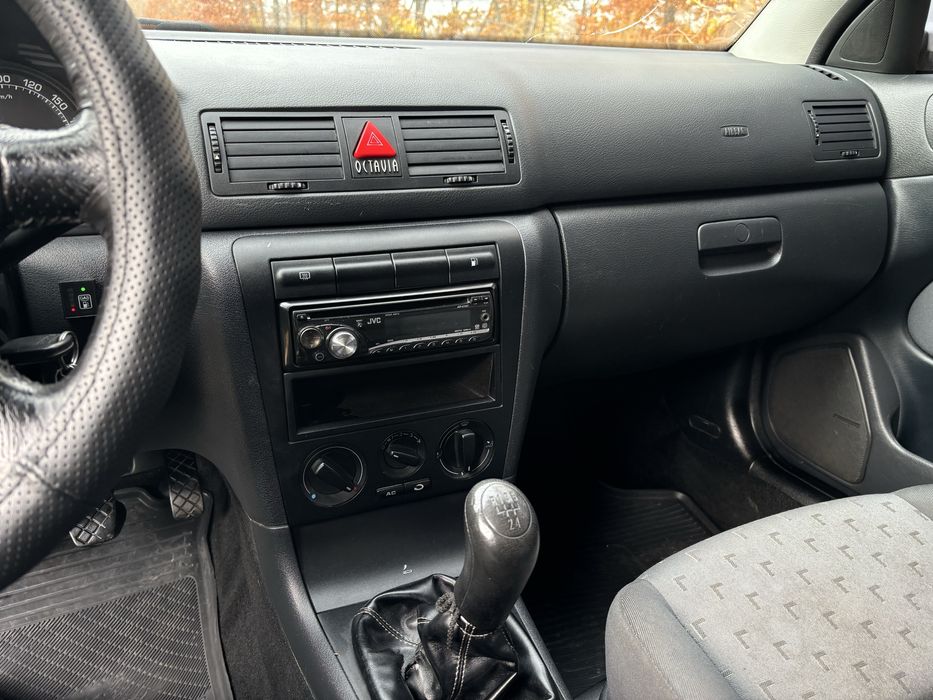 Skoda Octavia Tour, шкода октавия тур 2007 рік в гарному стані!