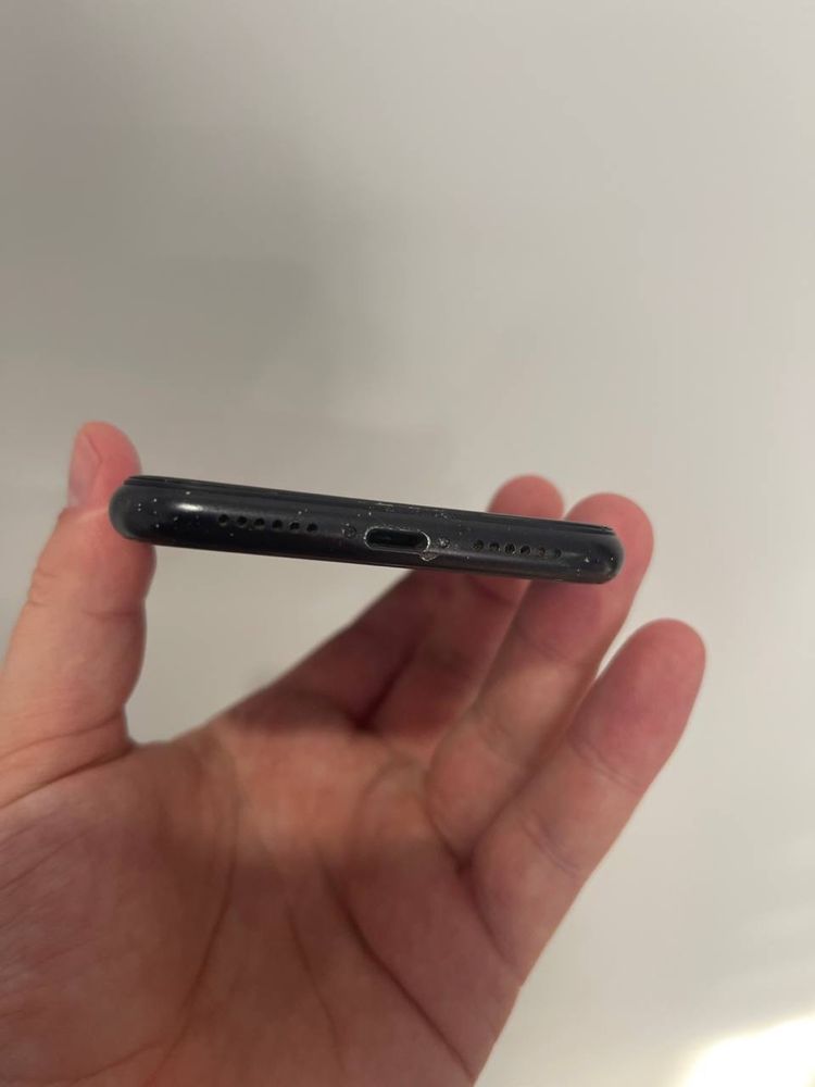 Iphone xr 64 newerlock