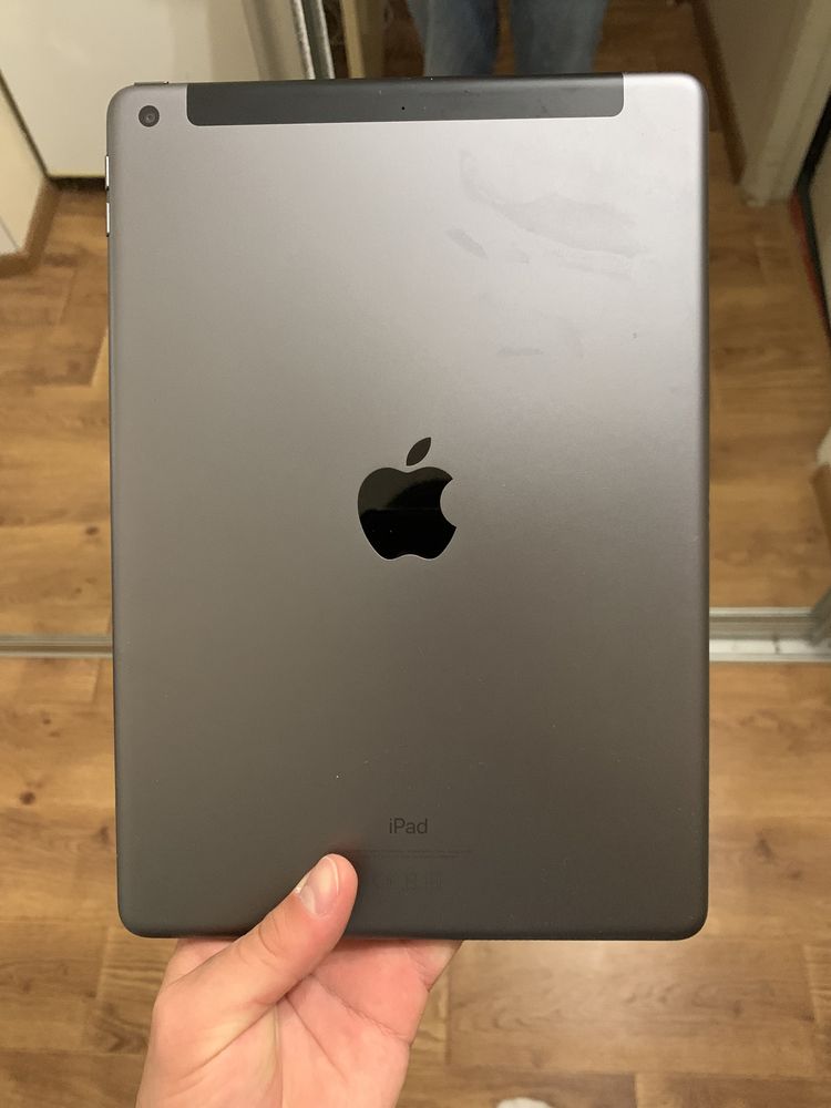 Продам Apple  ipad 7 , 10.2 , lte . Wifi +cellular ,32gb