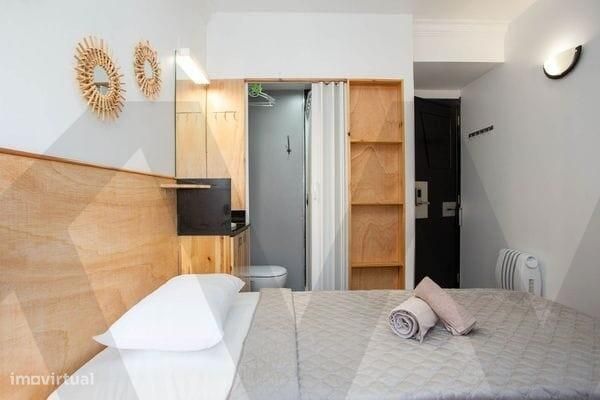 Apartamento T6 para venda na Amadora