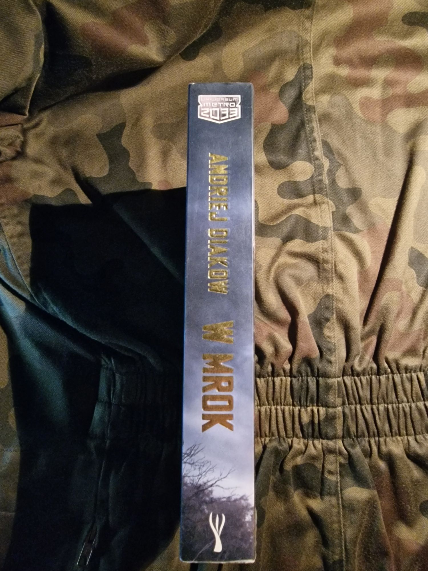 Uniwersum metro 2033 W Mrok Dmitry Glukhovsky