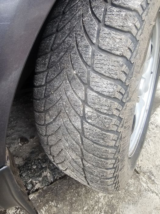 в сборі RENAULT R16 4×100 ET37 GoodEyar 205/60 R16