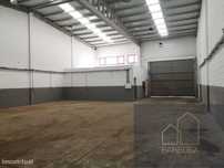 Vila Conde- Z.I.Aveleda - 350m2, luminoso, 2 WC, escritório+receção!