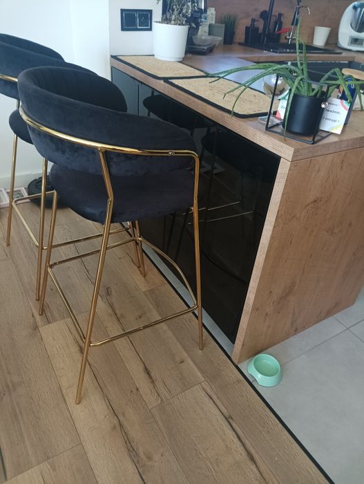 Krzesło Barowe Welur Złote Nogi Glamour MWM