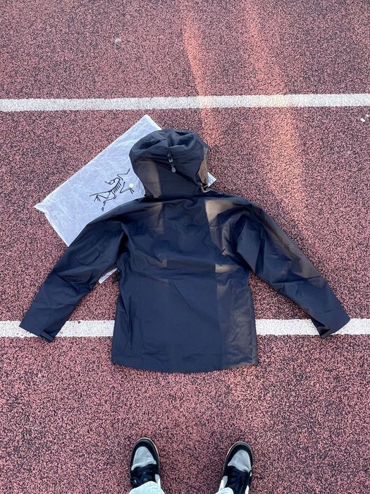 Вітровка Arc’teryx Beta Lt на Gore-Tex