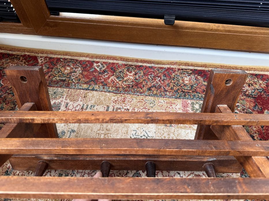 Wieszaczek ubraniowy drewniany