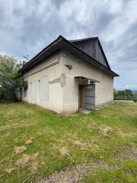 Комерційне приміщення