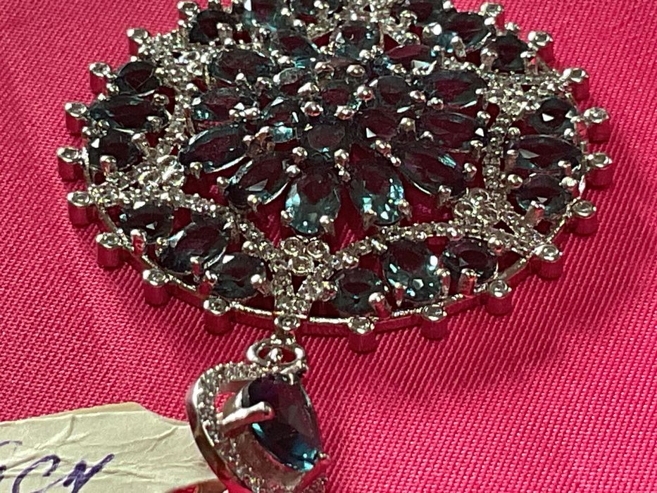 Pendente prata 925 medida de 6 cm