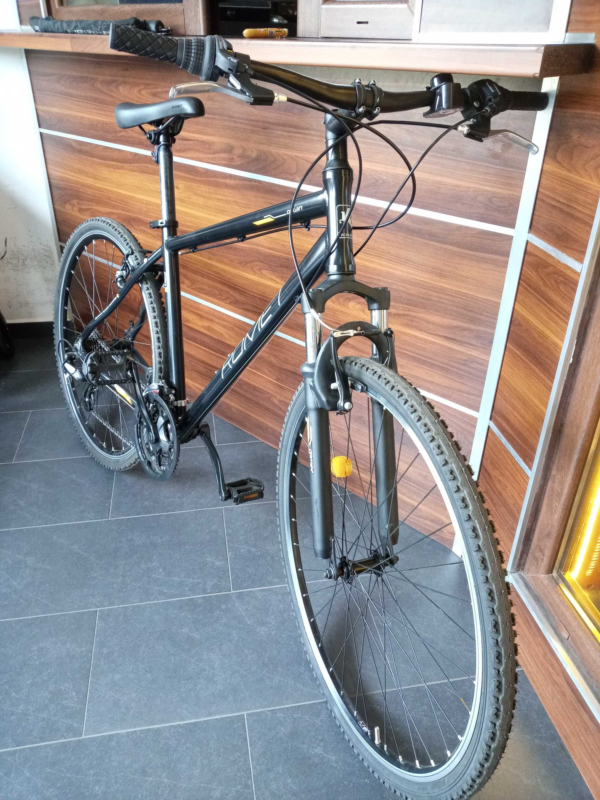 Lombardowski. Lekki rower crossowy Romet Orkan 28" BDB