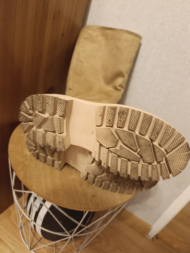 Kozaki z ociepleniem brązowe granceland Deichmann 39 damskie  zamszowe