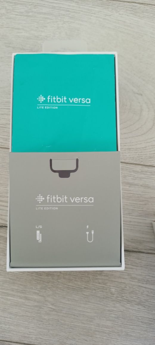 Zegarek Fitbit versa light Edition