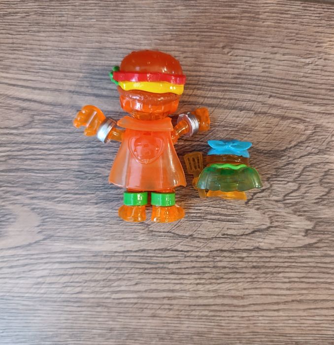 Figurki SuperThings SuperZings z serii 9 Kazoom Kid Burger Blast