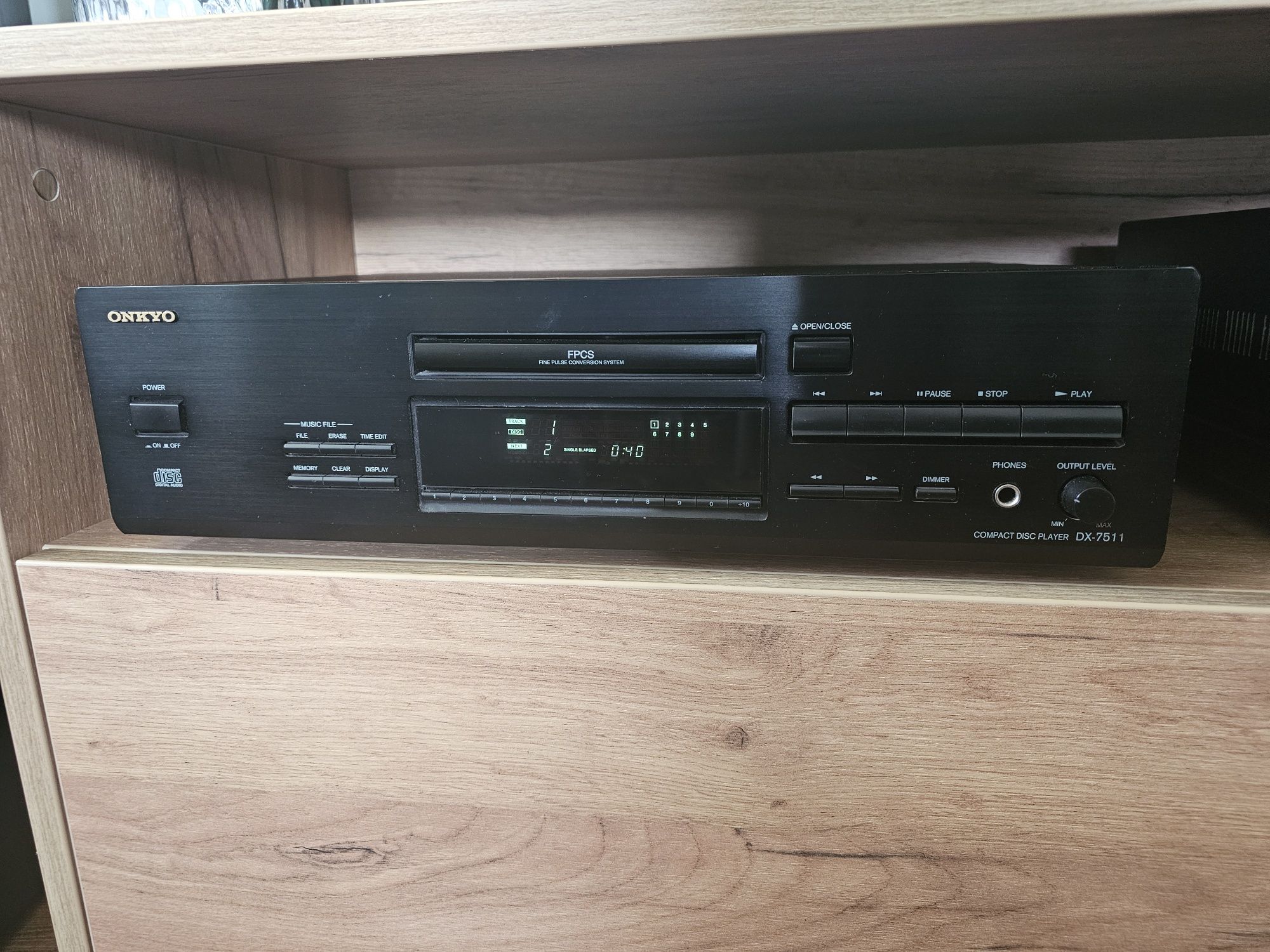 Onkyo wzmacniacz A-9511, odtwarzacz CD DX-7511, Tuner T-4511