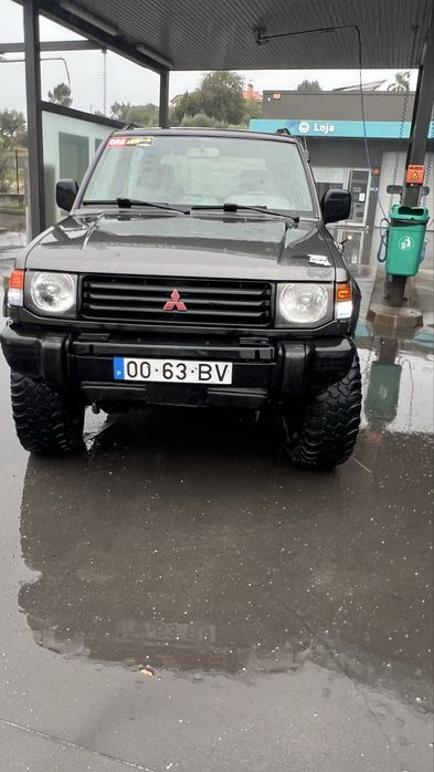 Mitsubishi Pajero 2,5
