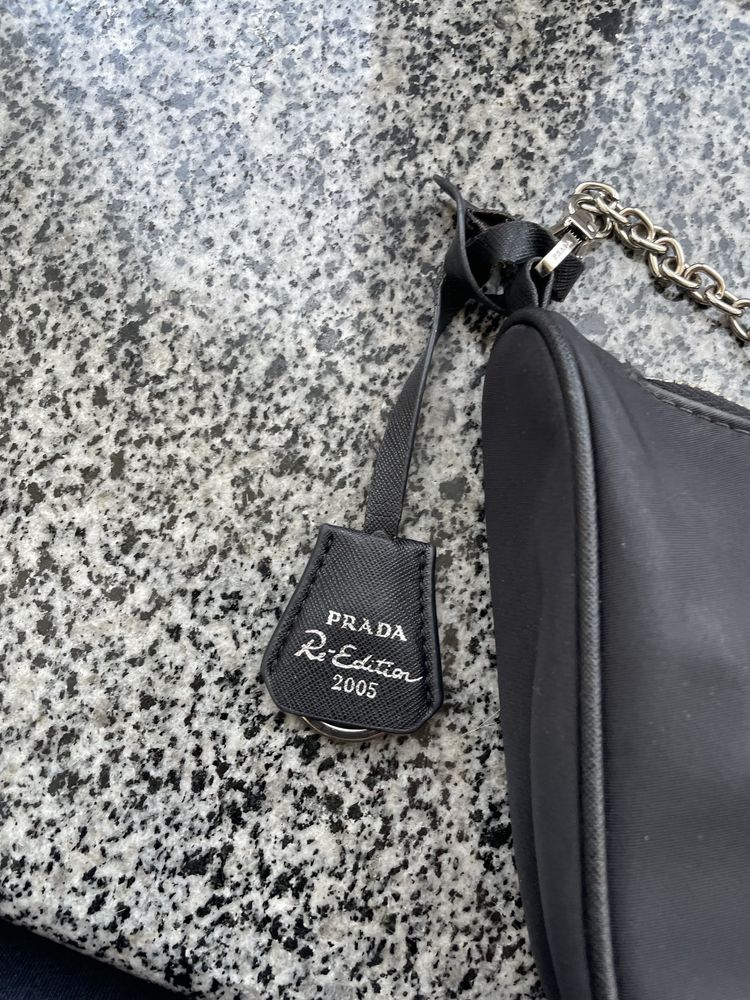 Сумка Prada Re Nylon Re Edition 2005 оригінал
