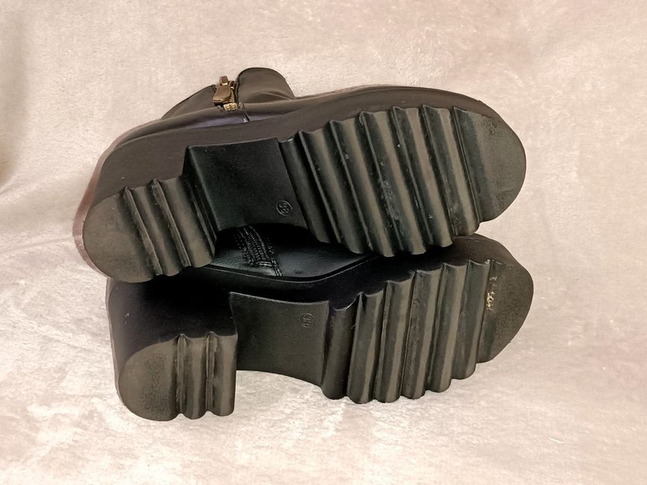 Botki na slupku 38/24 cm