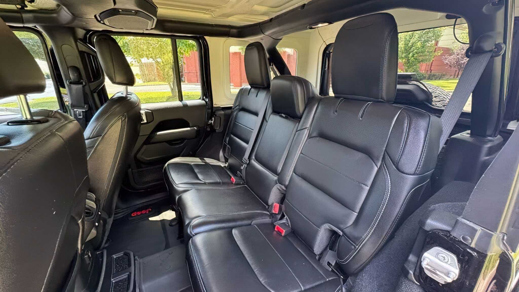 2021 Jeep Wrangler Unlimited Sahara 4WD