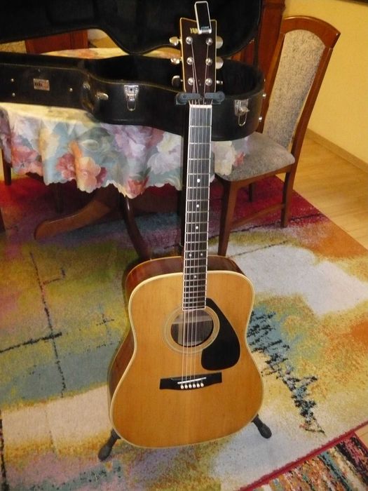 Gitara akustyczna Yamaha FG 251B