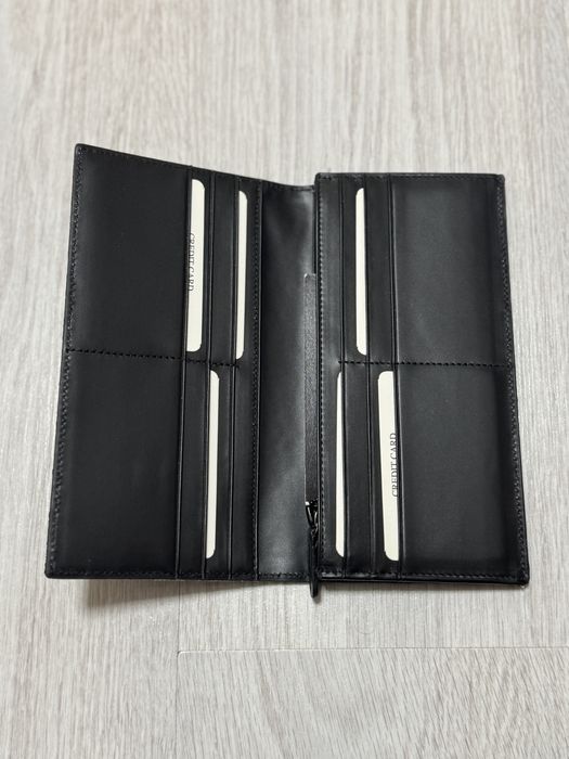 Продам кошелек Karl Lagerfeld