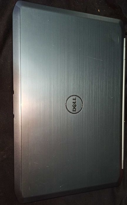 Ноутбук Dell E5520. экран 15.6 процессор  i3-3250.4Гб озу