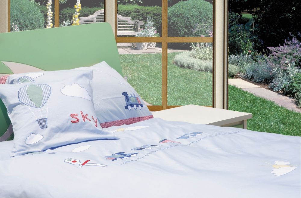 Pościel dziecięca "Błękitna ciuchcia" 140 x 200 cm