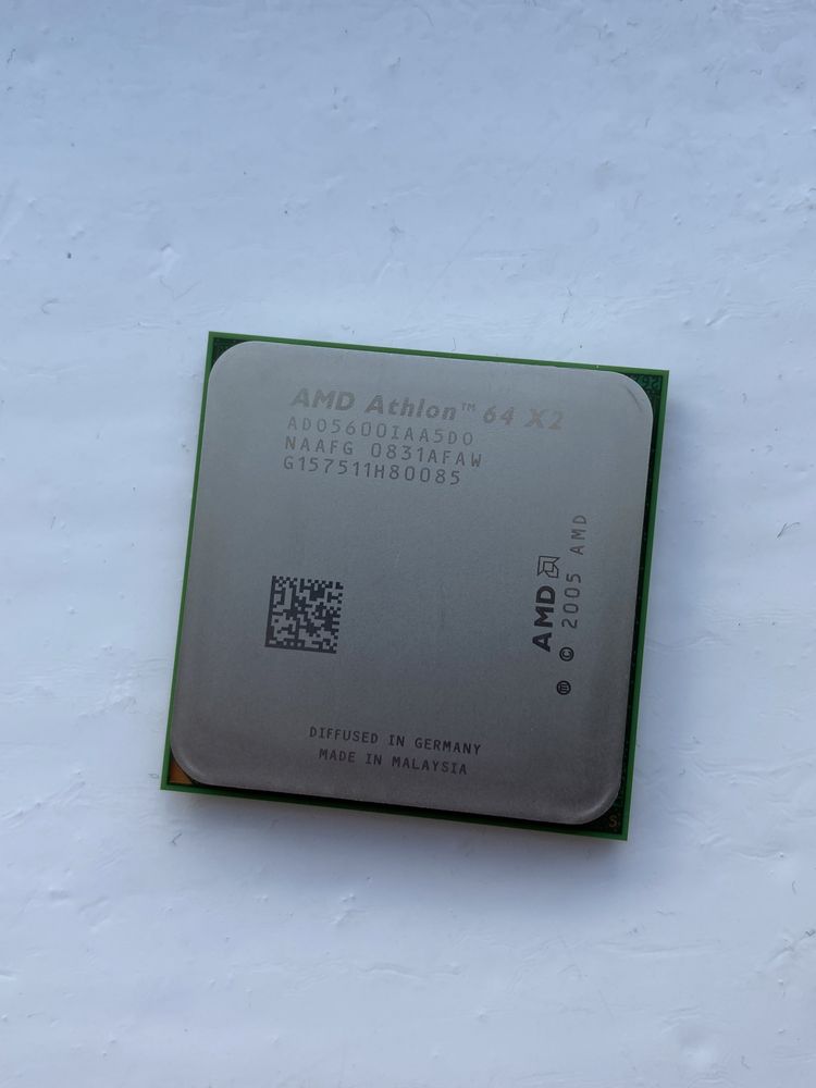 Процессор AMD Athlon 64 X2 5600+