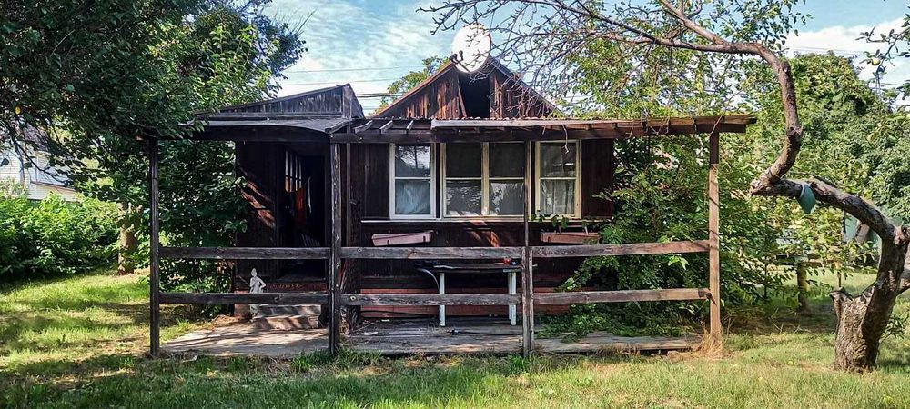 Продаж Будинку із земельною ділянкою 6.7 соток, вул. Садова 71