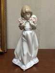 Cтатуэтка Lladro «Весенние букеты».