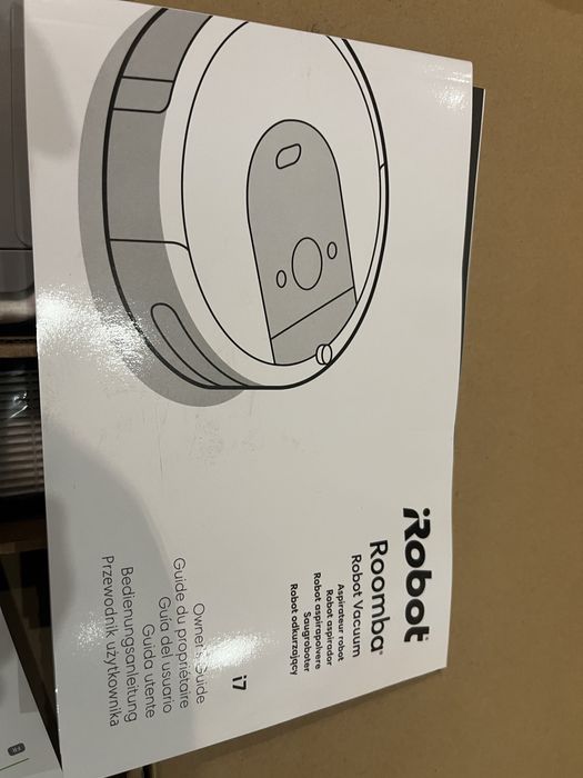 Robot sprzątający iRobot Roomba i7+ srebrny/szary