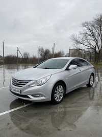 Hyundai sonata 2011 yf 2.0