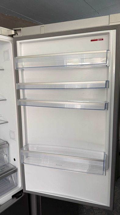 Холодильник б/в NEFF MADE IN SPAIN 200/70/60 Металік No Frost #07578