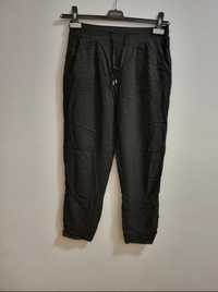 Czarne cienkie przewiewne spodnie Esmara 36 S