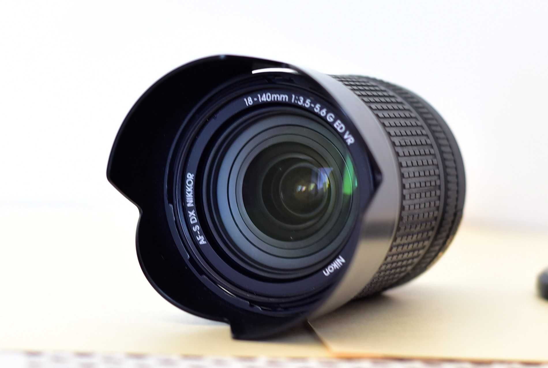 Nikon AF-S DX 18-140mm F/3.5-5.6G ED VR
