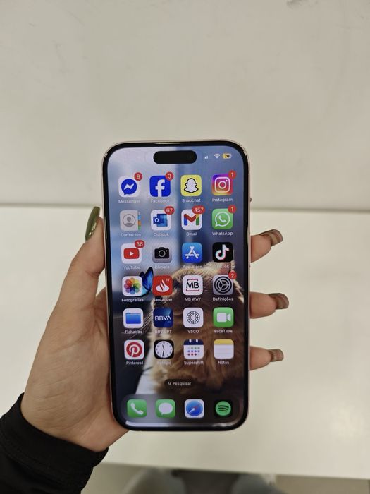 Iphone 15 - cor de rosa