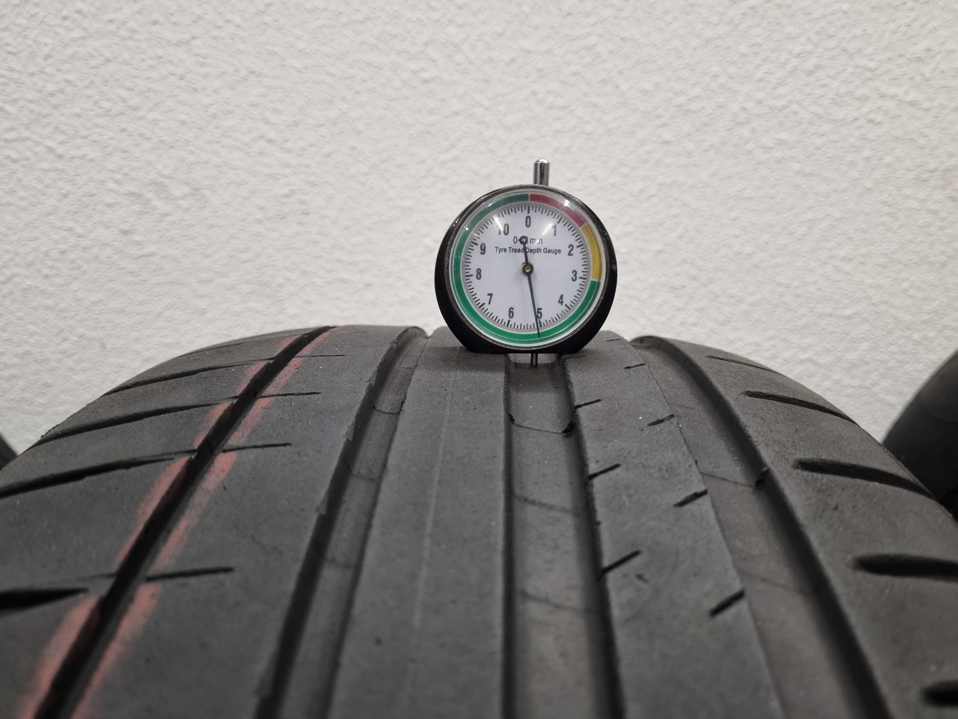 245/45/19 102Y Michelin Pilot Sport 4 AO Acoustic Dot.2022R