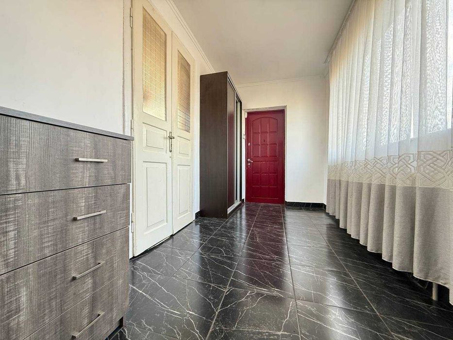 Продається приватний будинок в 5-ти хв. від Івано-Франківська