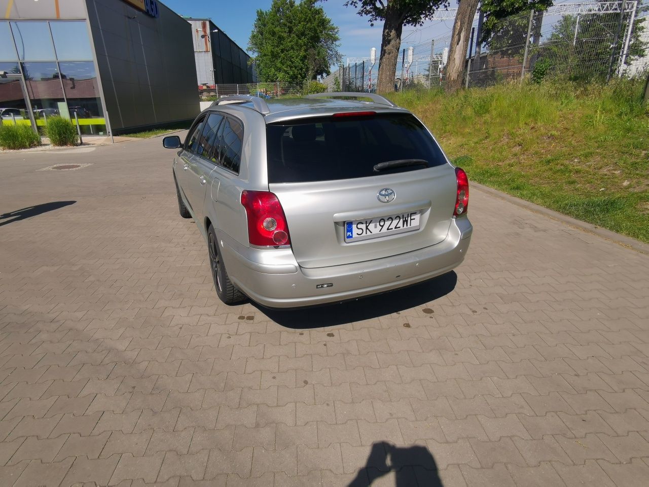 Toyota avensis t25 2.2d 180 km