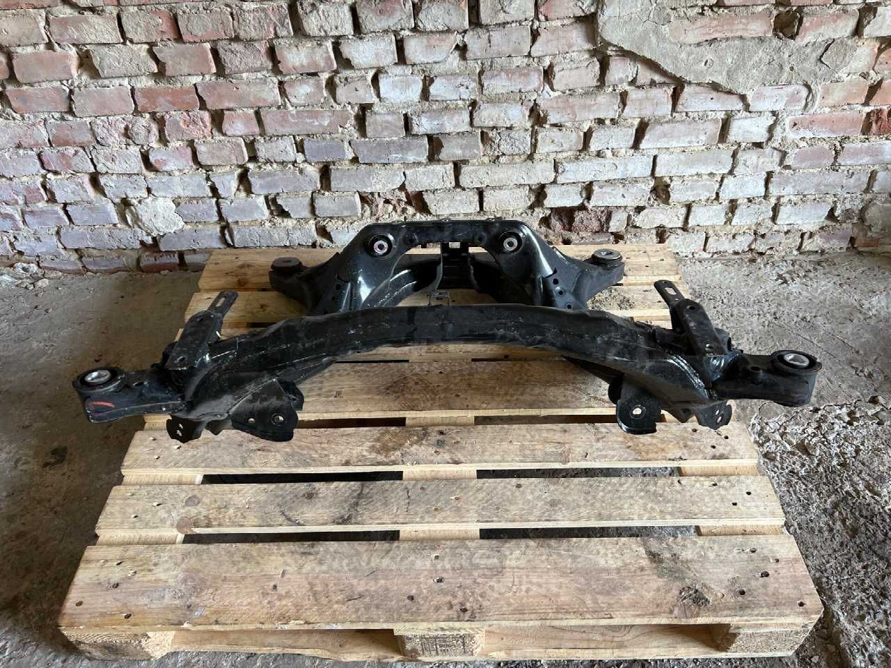 Подрамник задний Tesla Model 3 18- 104457500F