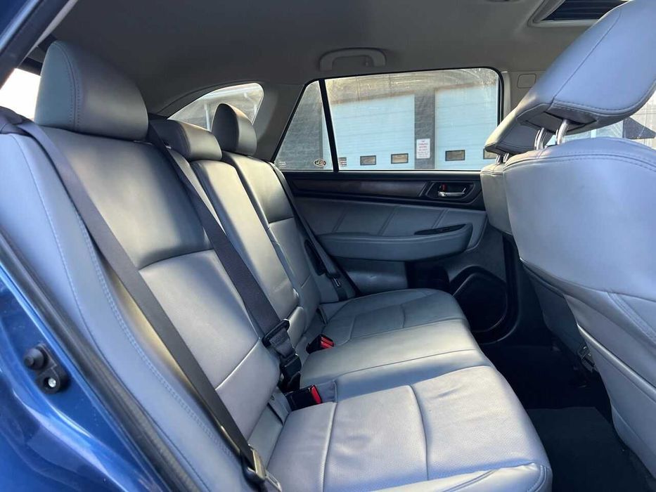 Subaru Outback Limited 2019 року випуску