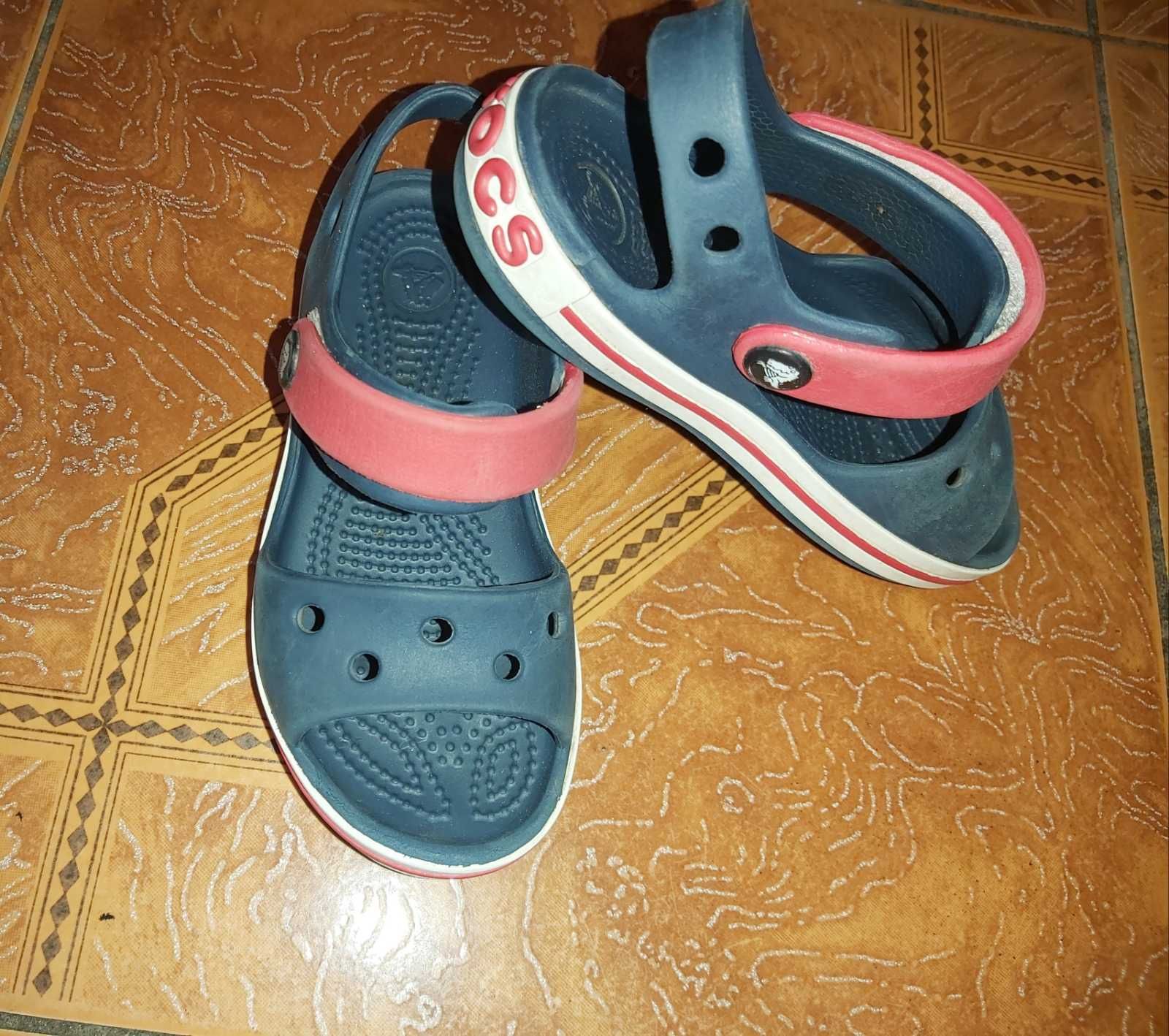 детские босоножки,сандали crocs оригинал размер С-9