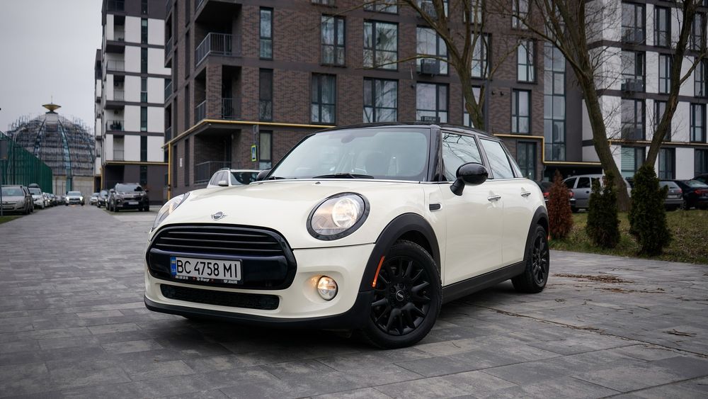 2018 Mini Cooper F55