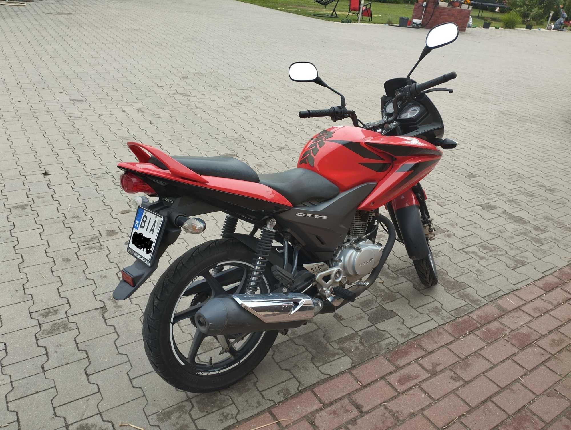 Motocykl Honda CBF 125 M