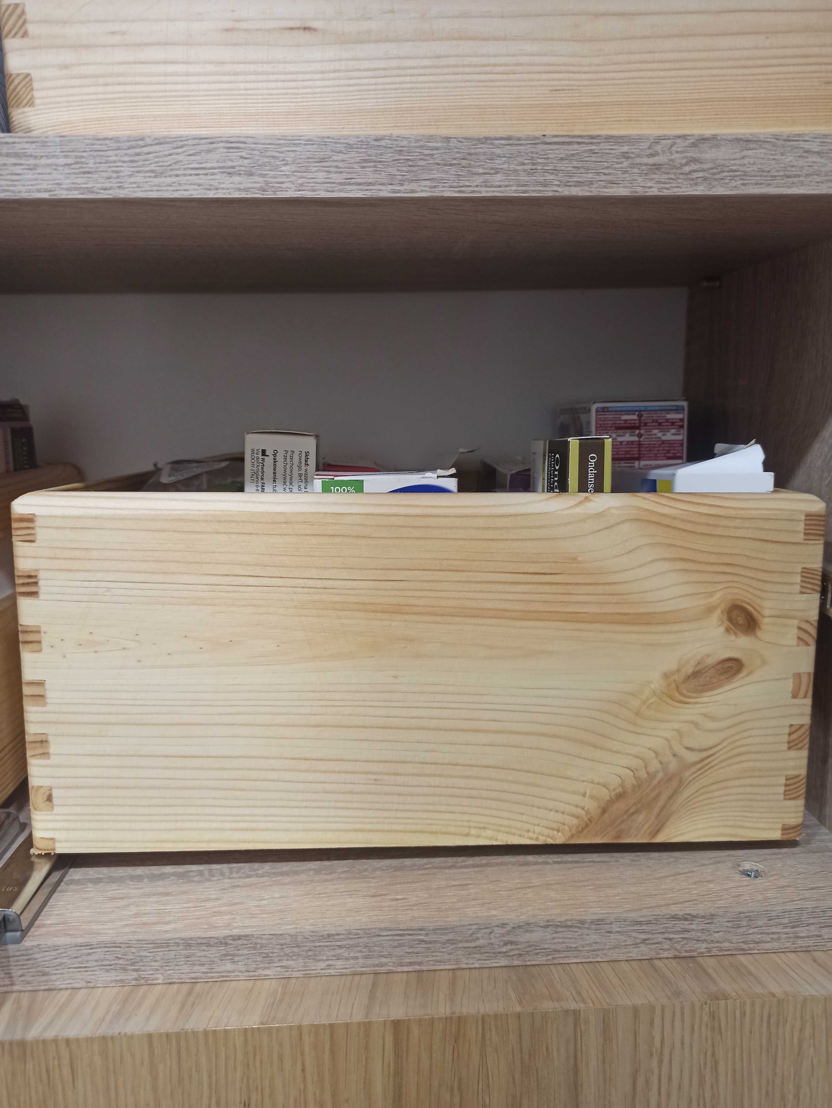 Pudełka drewniane skrzynie organizery pojemniki olejowane 8 szt., 20zl
