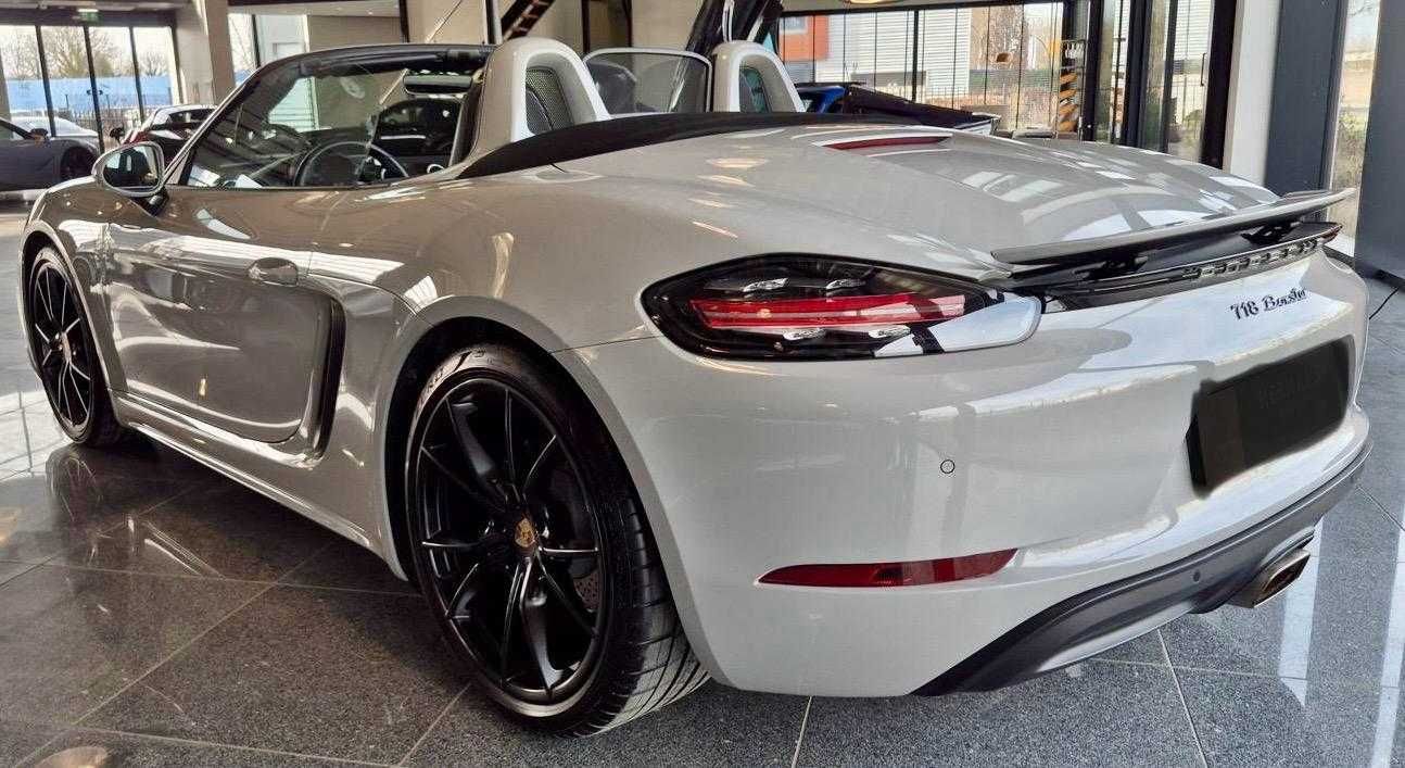 Porsche 718 Boxster 2.0 T / Sport-Chrono / BOSE / camera / Bi-Xenon