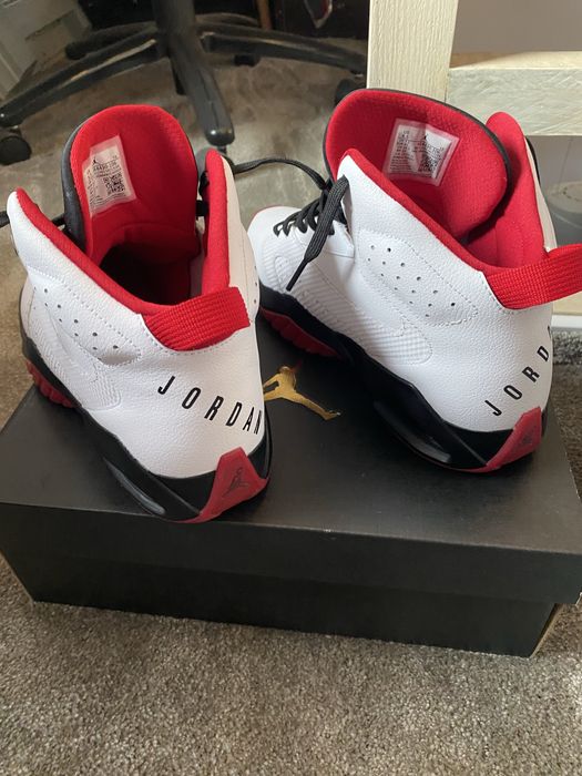 Jordan Retro rozmair 42
