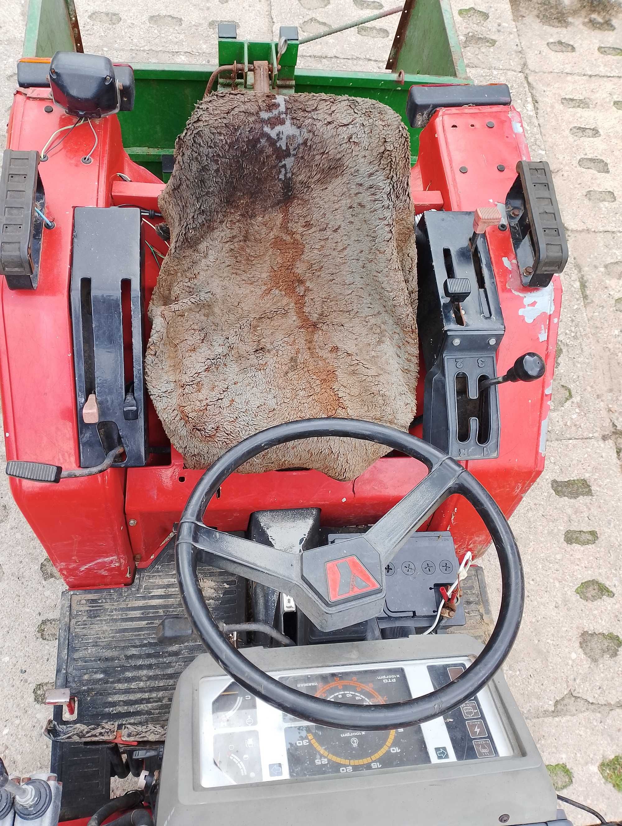 Mini traktorek Yanmar f145