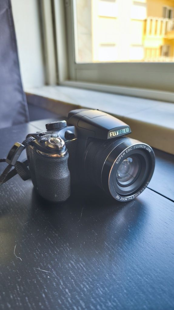 Camera Fujifilm Finepix S4300